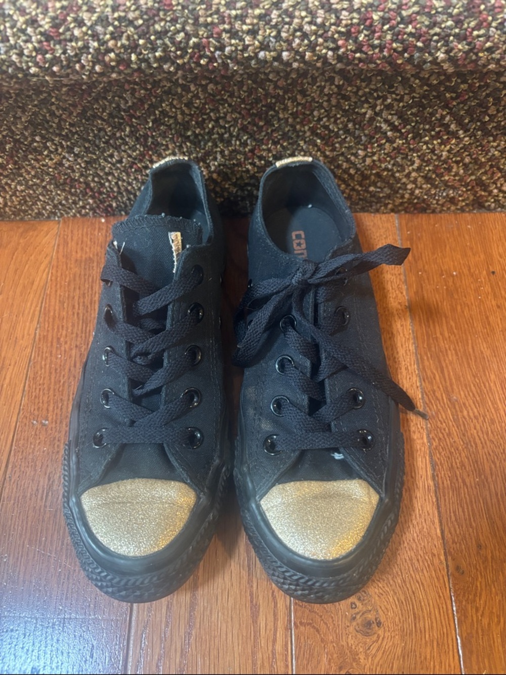 Converse size 6